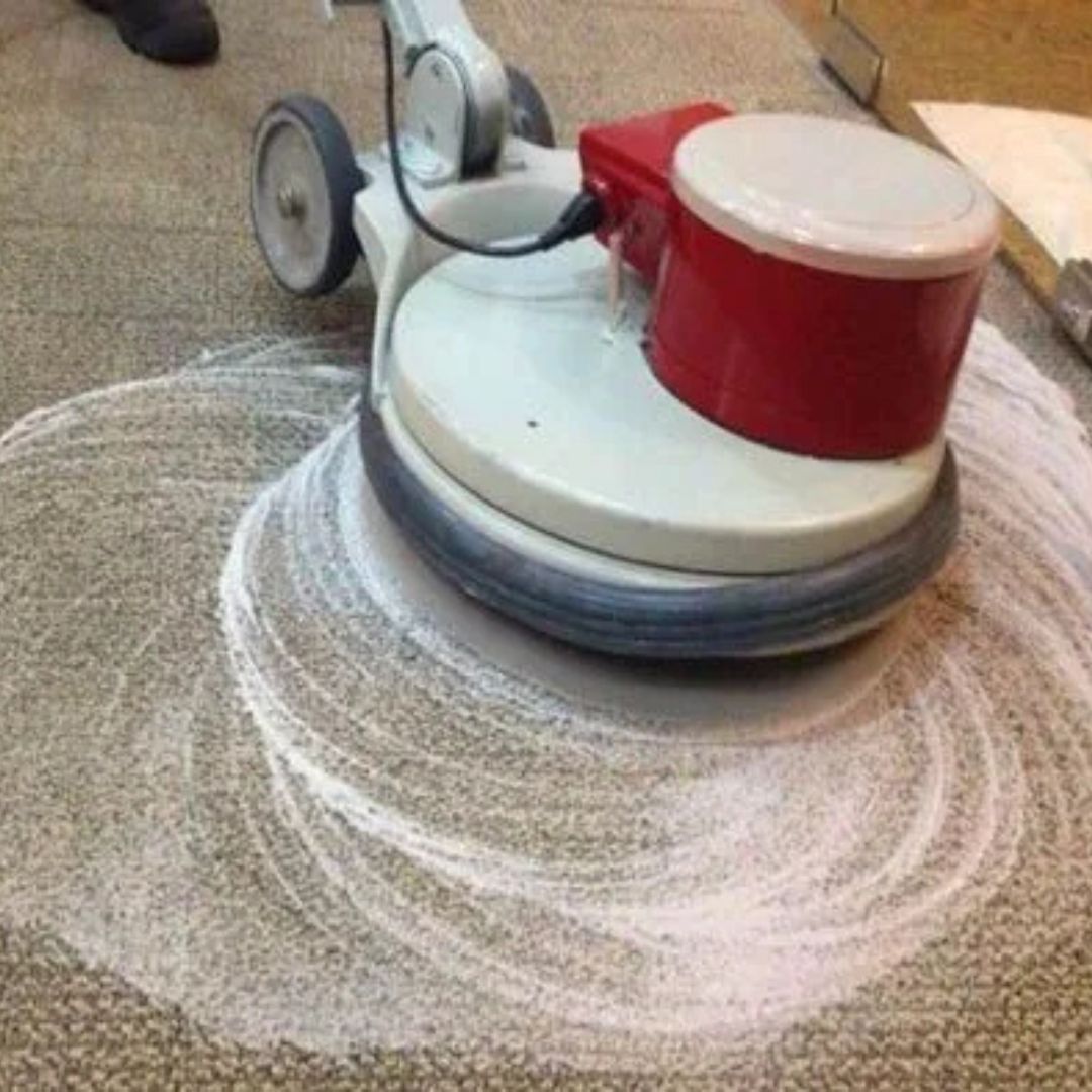 Shampouinage de moquette à la Monobrosse